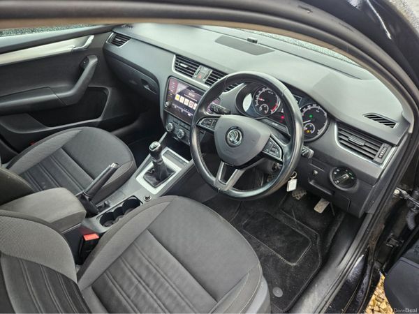 Skoda Octavia Hatchback, Diesel, 2019, Black