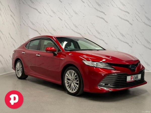 Toyota Camry Saloon, Petrol Hybrid, 2019, Red