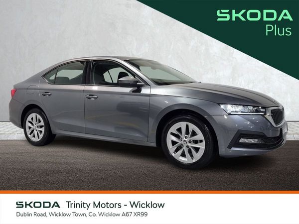 Skoda Octavia Saloon, Diesel, 2024, Grey