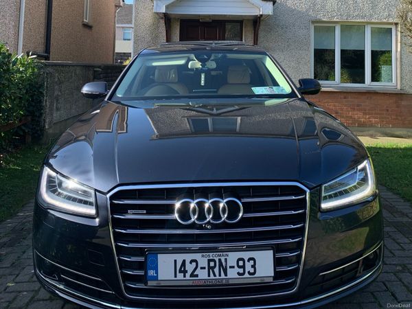 Audi A8 Saloon, Diesel, 2014, Blue