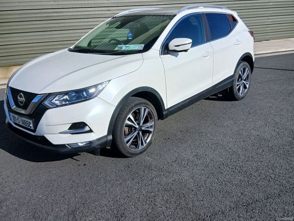 Nissan Qashqai Hatchback, Diesel, 2018, White
