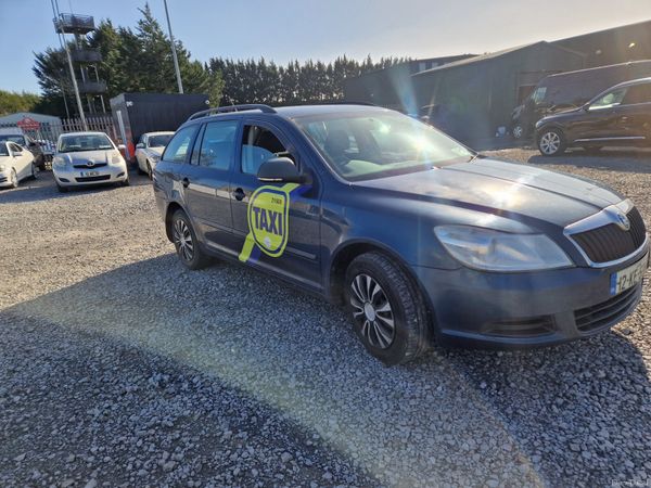 Skoda Octavia Estate, Diesel, 2012, Blue