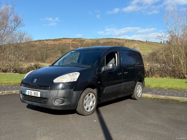 Peugeot Partner MPV, Diesel, 2012, Black