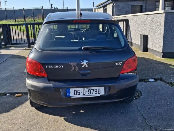 Peugeot 307 Hatchback, Petrol, 2005, Black