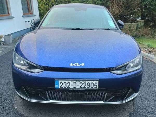 Kia EV6 MPV, Electric, 2023, Blue