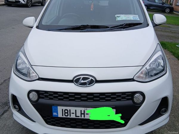 Hyundai i10 Hatchback, Petrol, 2018, White