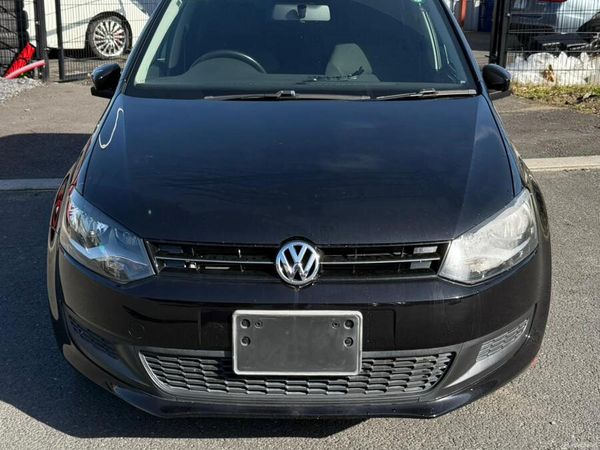 Volkswagen Polo Hatchback, Petrol, 2013, Black