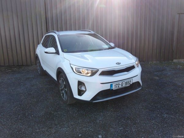 Kia Stonic SUV, Diesel, 2017, White