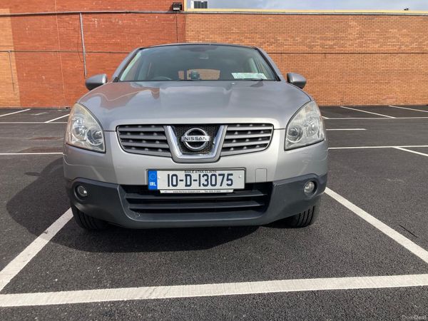 Nissan Qashqai Hatchback, Diesel, 2010, Silver
