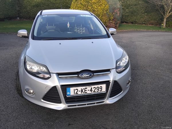 Ford Focus Hatchback, Diesel, 2012, Silver