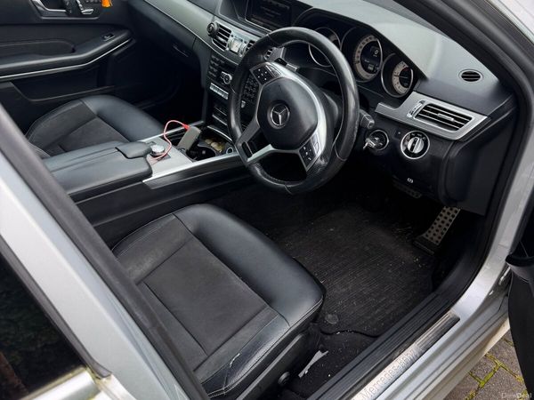 Mercedes-Benz E-Class Saloon, Diesel Hybrid, 2014, Silver