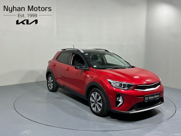Kia Stonic Estate/Jeep, Petrol, 2023, Red