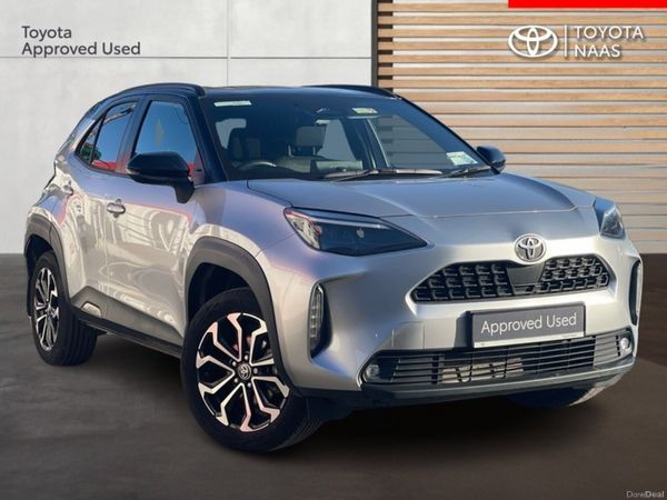 Toyota Yaris Cross Hatchback, Petrol Hybrid, 2025, Silver