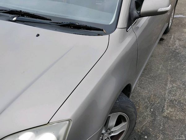 Toyota Avensis Estate, Diesel, 2006, Bronze