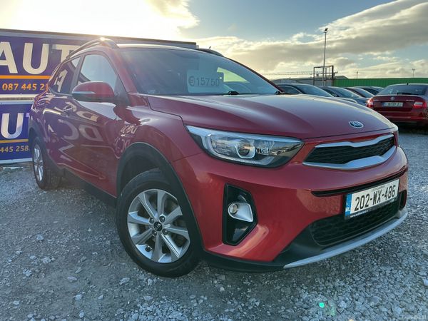 Kia Stonic Estate/Jeep, Petrol, 2020, Red