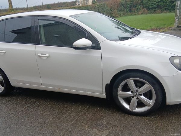 Volkswagen Golf Hatchback, Diesel, 2010, White