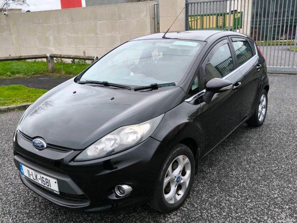 Ford Fiesta Hatchback, Diesel, 2011, Black