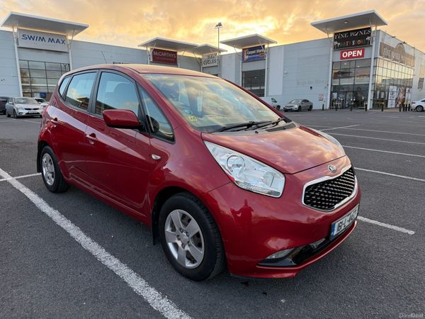 Kia Venga MPV, Petrol, 2016, Red