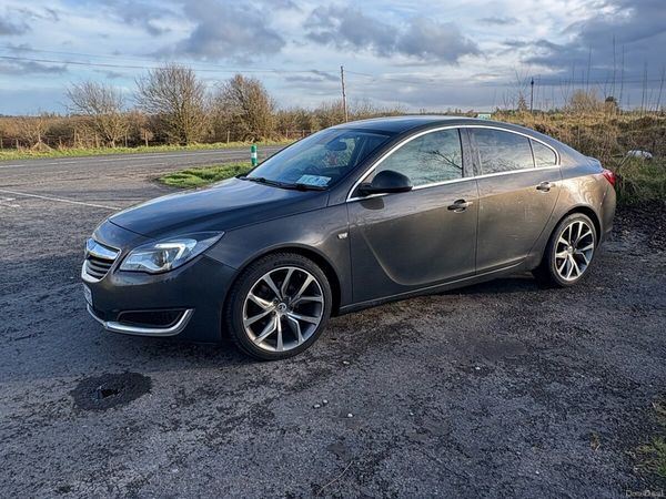 Vauxhall Insignia Hatchback, Diesel, 2016, Grey