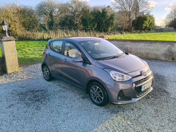 Hyundai i10 Hatchback, Petrol, 2018, Grey