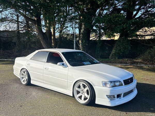 Toyota Chaser Saloon, Petrol, 1999, White
