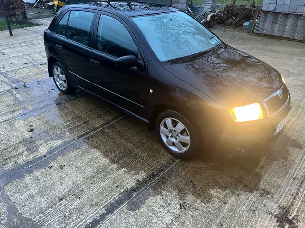 Skoda Fabia Hatchback, Petrol, 2007, Black