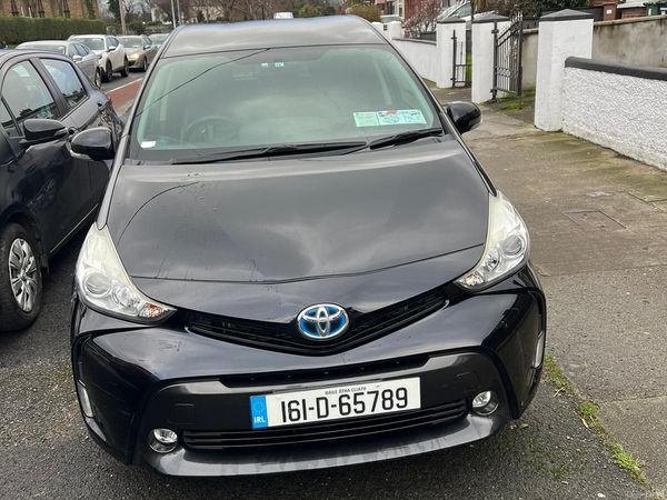 Toyota Prius MPV, Petrol Hybrid, 2016, Black