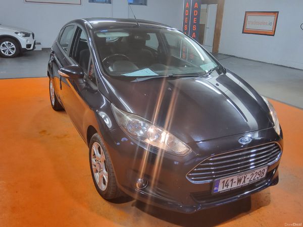 Ford Fiesta Hatchback, Petrol, 2014, Black