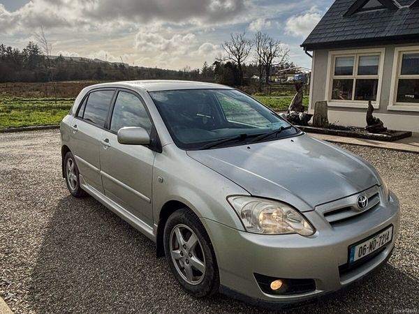 Toyota Corolla Hatchback, Diesel, 2006, Silver