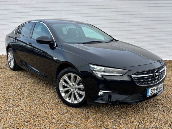 Opel Insignia Hatchback, Diesel, 2022, Black