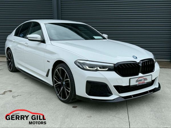 BMW 5-Series Saloon, Petrol Hybrid, 2022, White