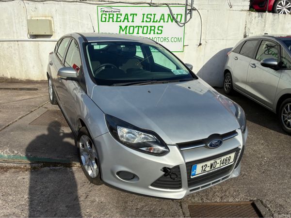 Ford Focus Hatchback, Diesel, 2012, Silver