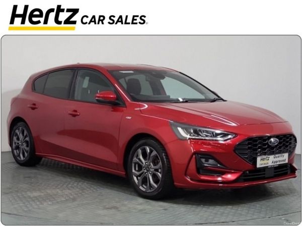 Ford Focus Hatchback, Petrol, 2023, Red