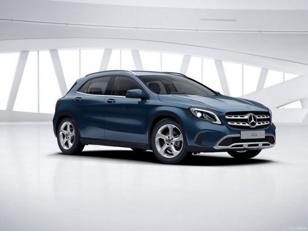 Mercedes-Benz GLA SUV, Petrol, 2019, Blue