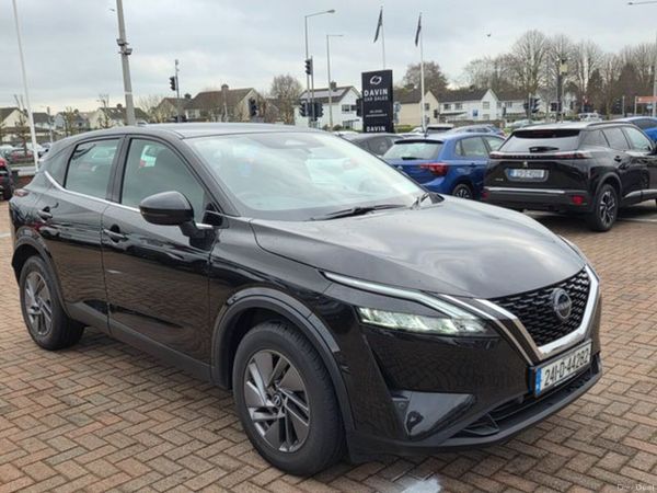 Nissan Qashqai MPV, Petrol, 2024, Black