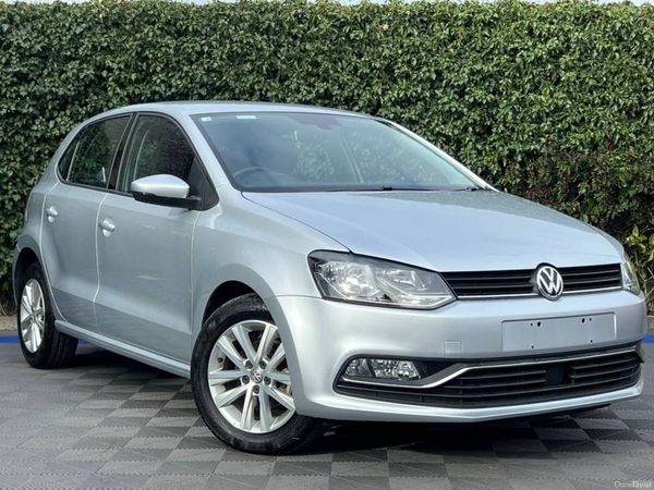 Volkswagen Polo Hatchback, Petrol, 2016, Silver