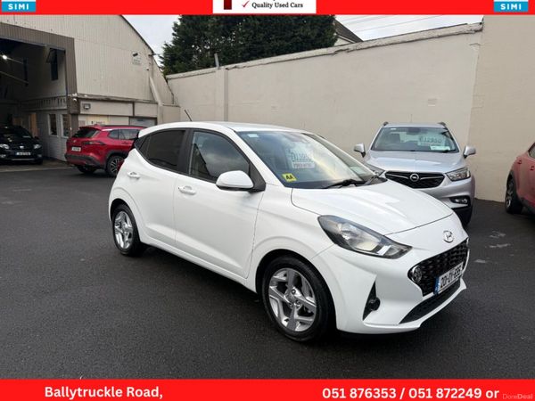 Hyundai i10 Hatchback, Petrol, 2020, White