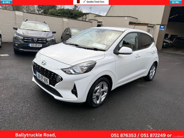 Hyundai i10 Hatchback, Petrol, 2020, White