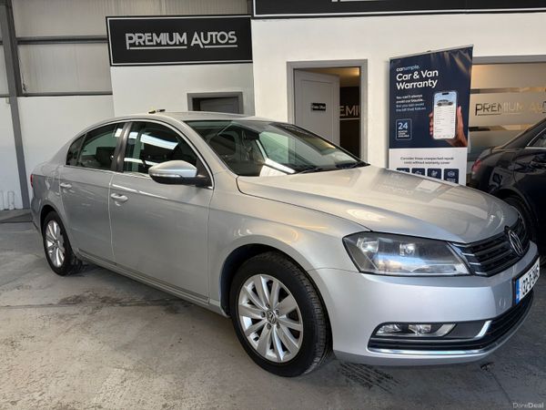 Volkswagen Passat Saloon, Diesel, 2013, Silver