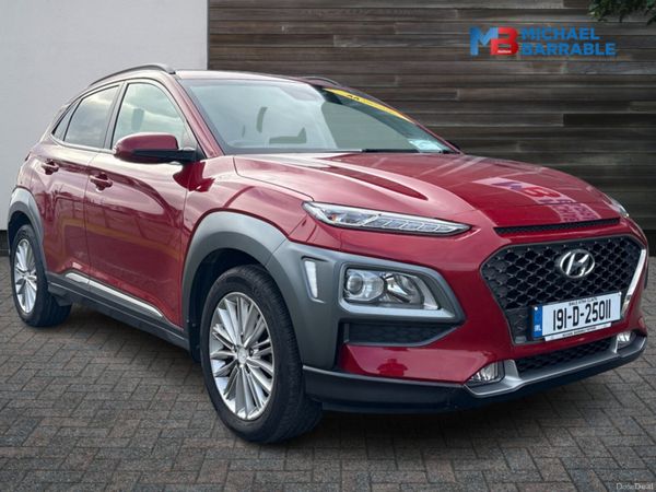 Hyundai KONA MPV, Petrol, 2019, Red