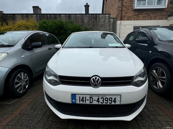 Volkswagen Polo Hatchback, Petrol, 2014, White
