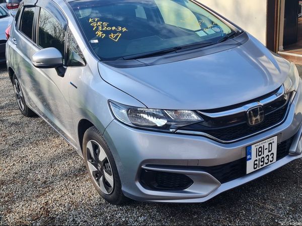 Honda Fit Hatchback, Petrol Hybrid, 2018, Silver