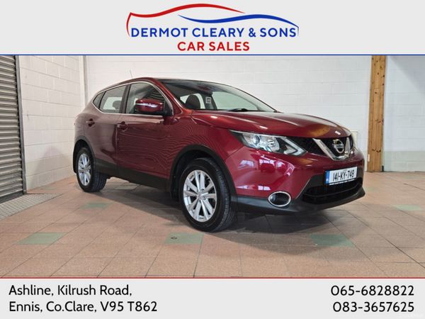 Nissan Qashqai Hatchback, Diesel, 2014, Red
