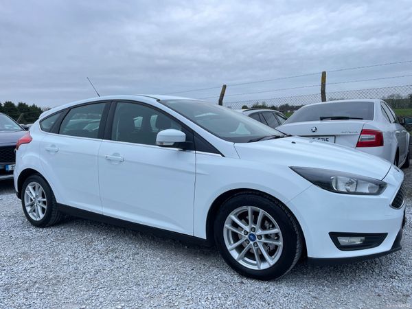 Ford Focus Hatchback, Petrol, 2015, White