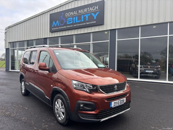Peugeot Rifter MPV, Diesel, 2021, Brown