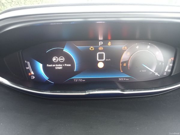 Peugeot 3008 MPV, Diesel, 2021, Grey