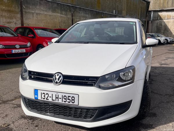 Volkswagen Polo Hatchback, Petrol, 2013, White