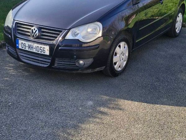 Volkswagen Polo Hatchback, Petrol, 2009, Black