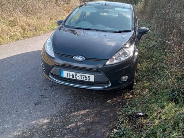 Ford Fiesta Hatchback, Diesel, 2011, Black