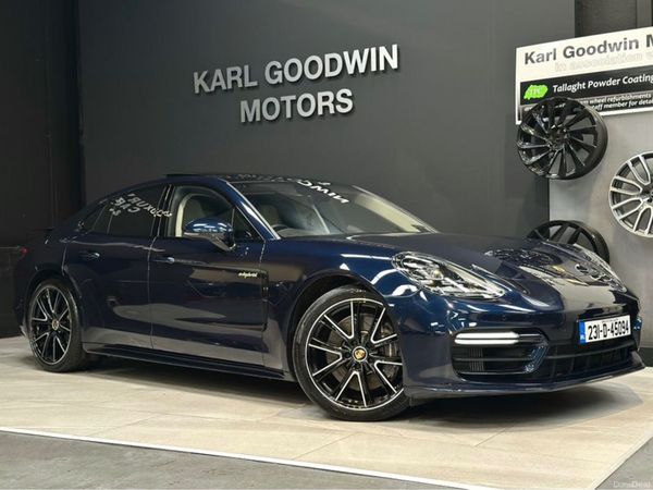 Porsche Panamera Hatchback, Petrol Plug-in Hybrid, 2023, Blue